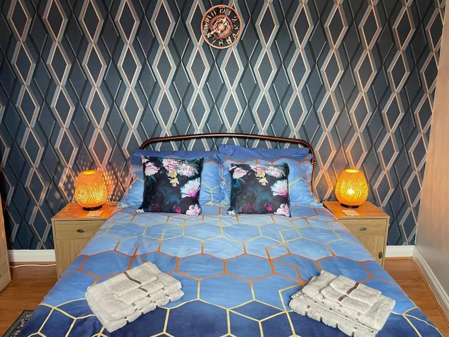 Beanies Lornestreet Four Bed House Leilighet Swindon Eksteriør bilde
