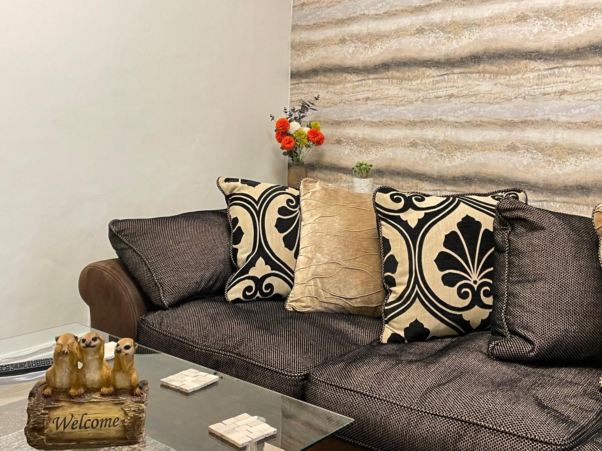 Beanies Lornestreet Four Bed House Leilighet Swindon Eksteriør bilde